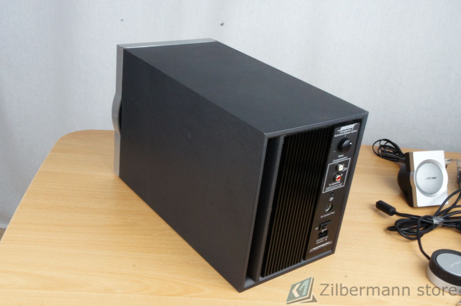 Bose_Companion_3_Multimedia_Lautsprecher_System_05