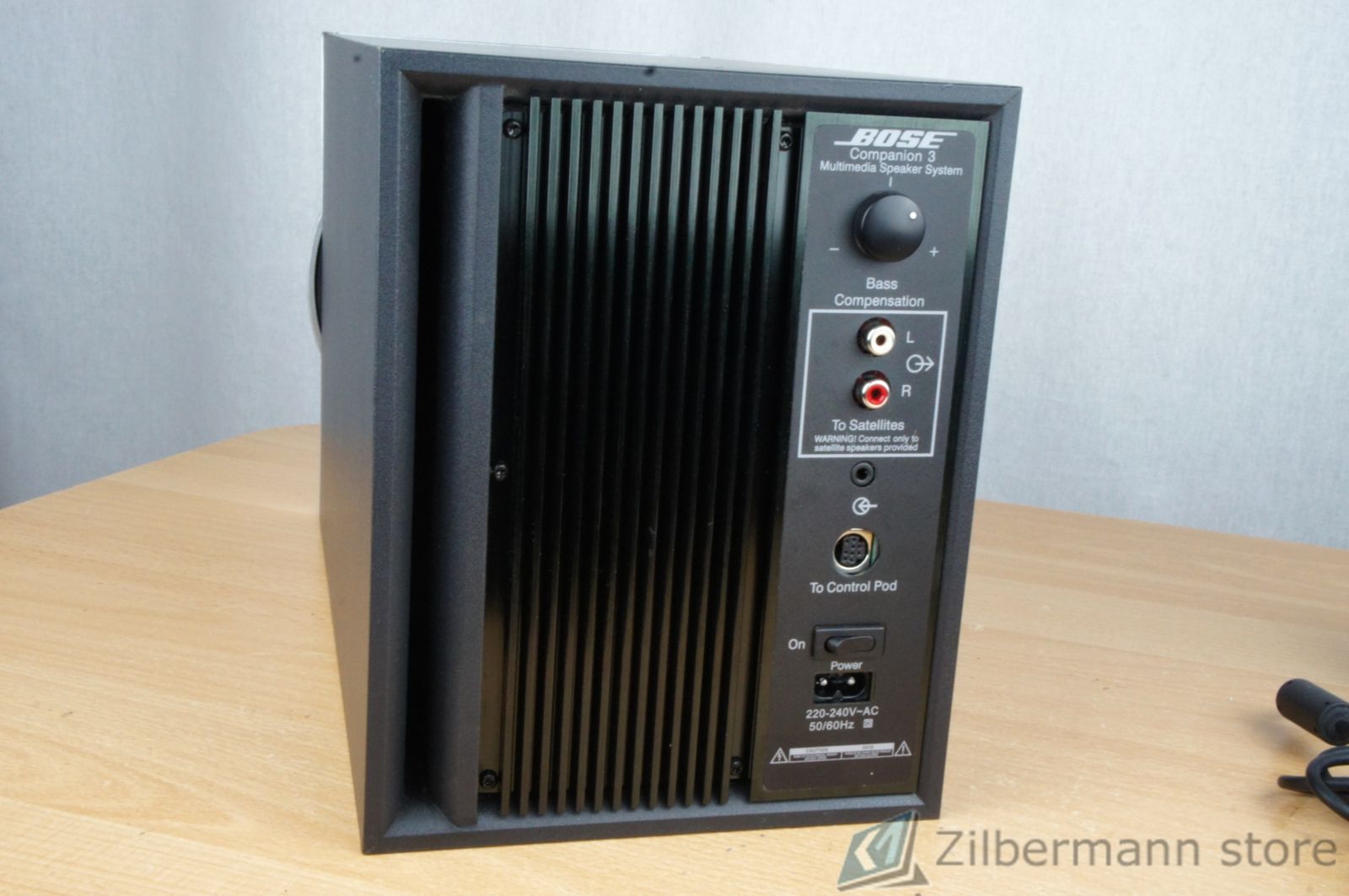 Bose_Companion_3_Multimedia_Lautsprecher_System_06