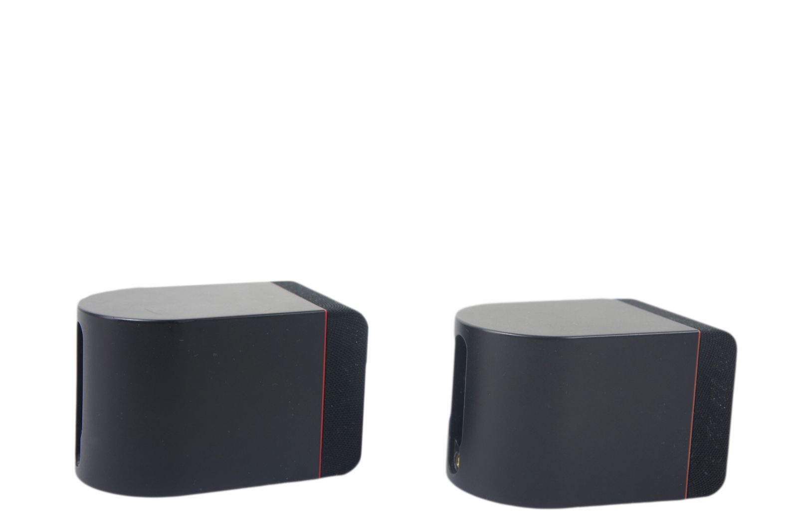 2x_Bose_Acoustimass_Einzelcubes_Lautsprecher_02