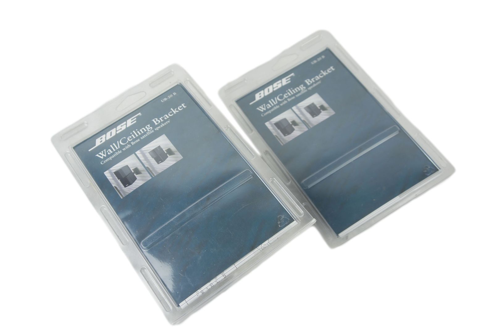 2x_Bose_UB-20_B_Wandhalterungen_03
