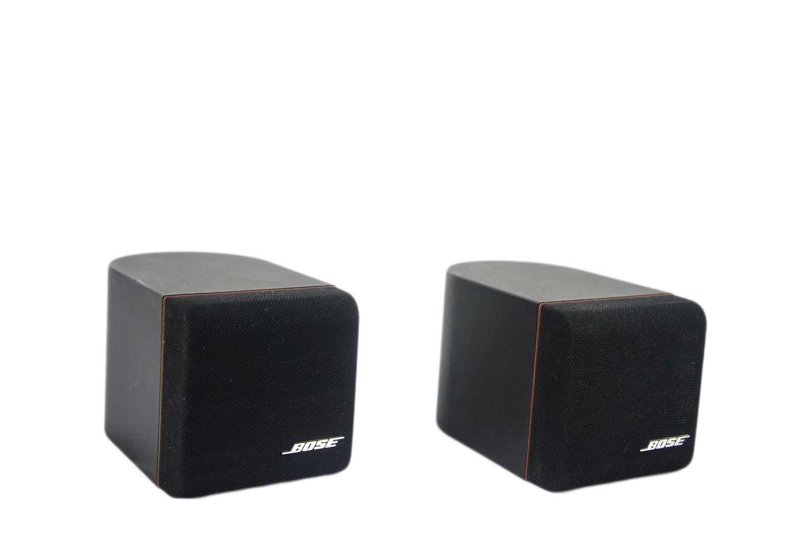 2x_Bose_Acoustimass_Einzelcubes_Lautsprecher