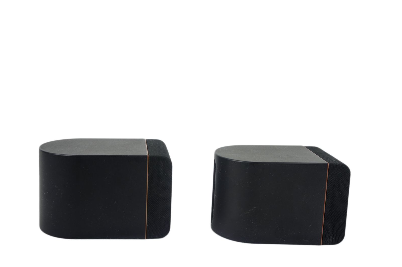 2x_Bose_Acoustimass_Einzelcubes_Lautsprecher_02