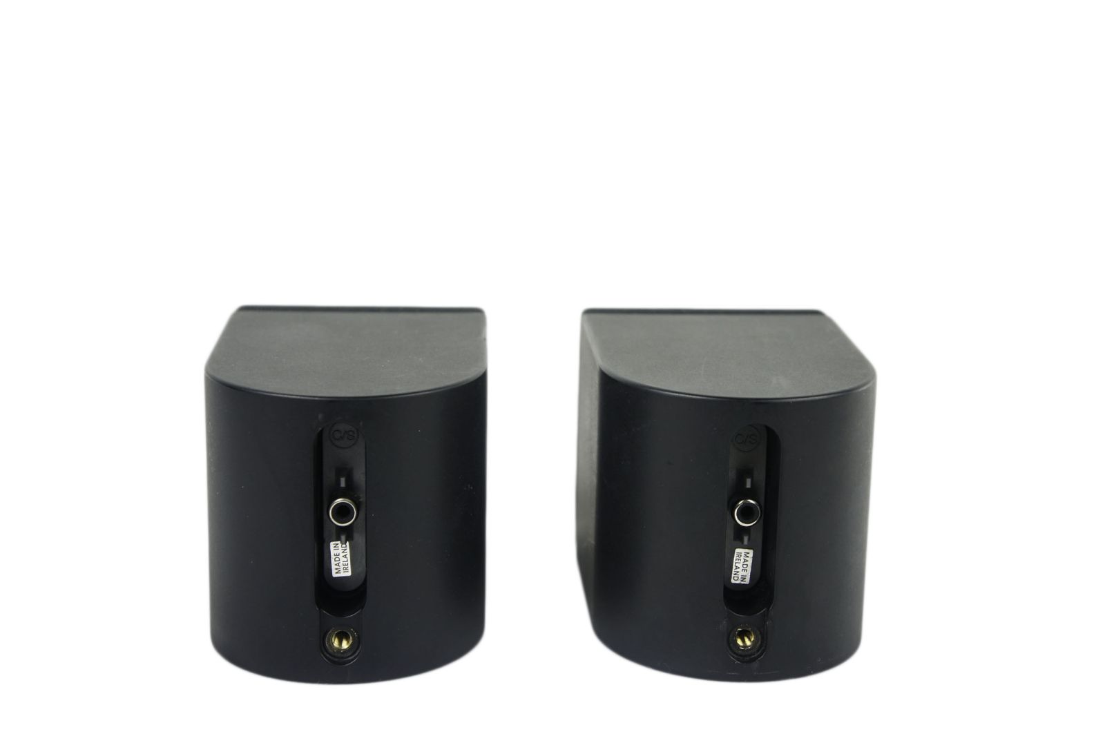 2x_Bose_Acoustimass_Einzelcubes_Lautsprecher_03