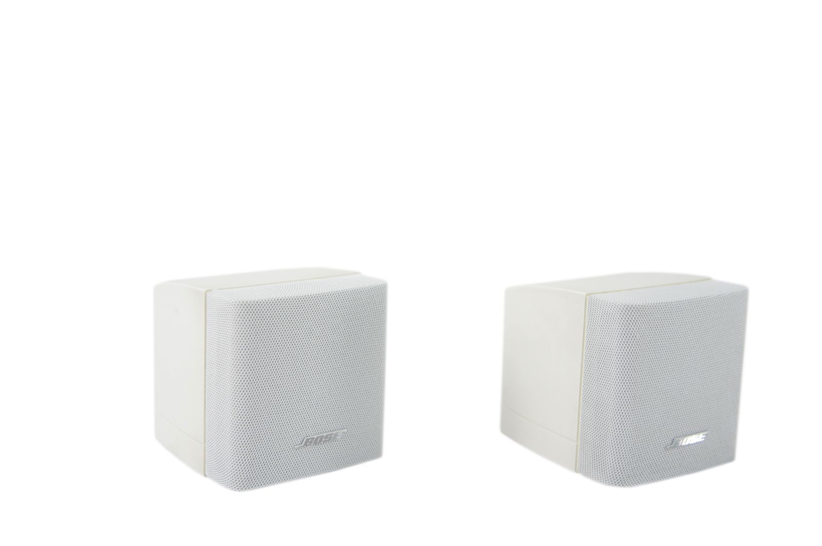 2x_Bose_Acoustimass_Lifestyle_Einzelcubes_Lautsprecher_Series_III_Weiss
