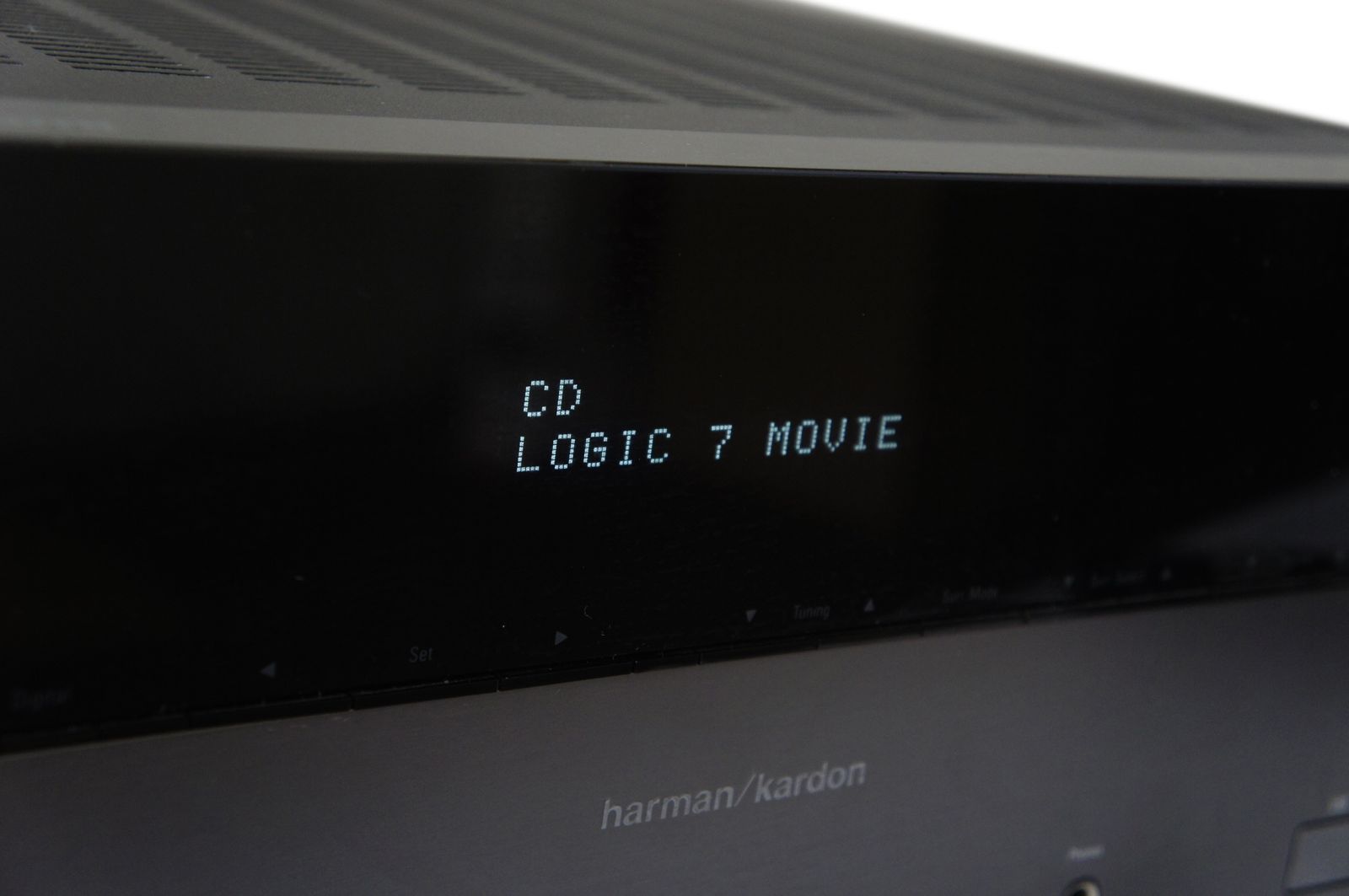 Harman_Kardon_AVR_158_5.1_Receiver_02