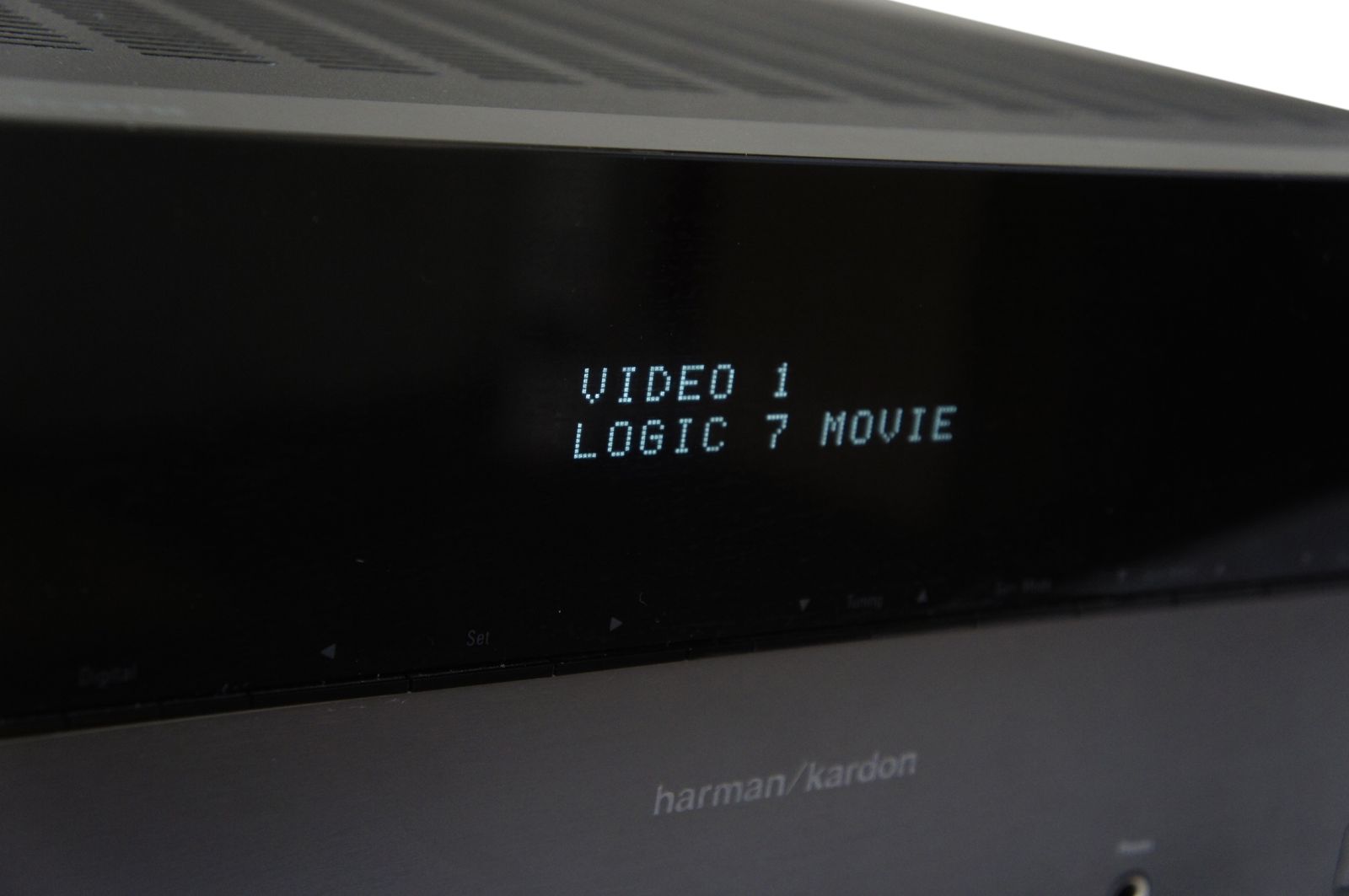 Harman_Kardon_AVR_158_5.1_Receiver_04