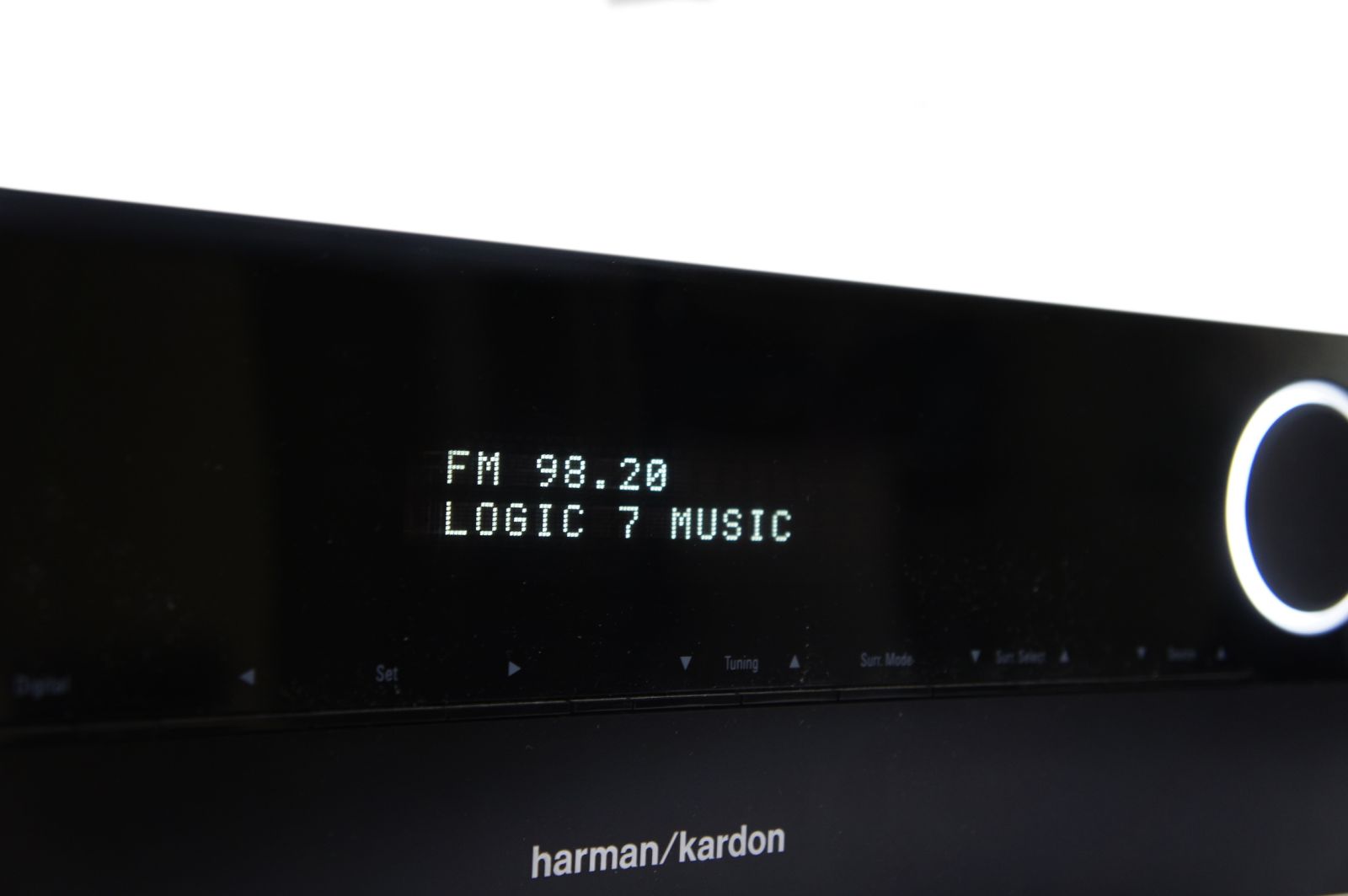 Harman_Kardon_AVR_151S_5.1-Kanal_Audio_Video