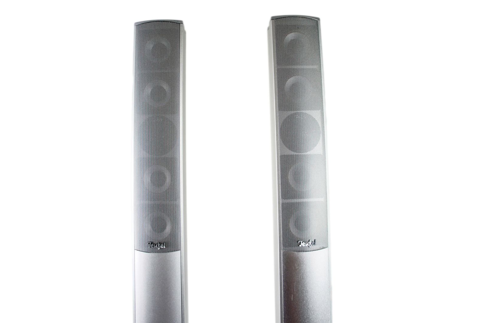 2x_Teufel_Concept_S_Stand-Saulenlautsprecher_Satelliten_Boxen_Alu_Silber_02