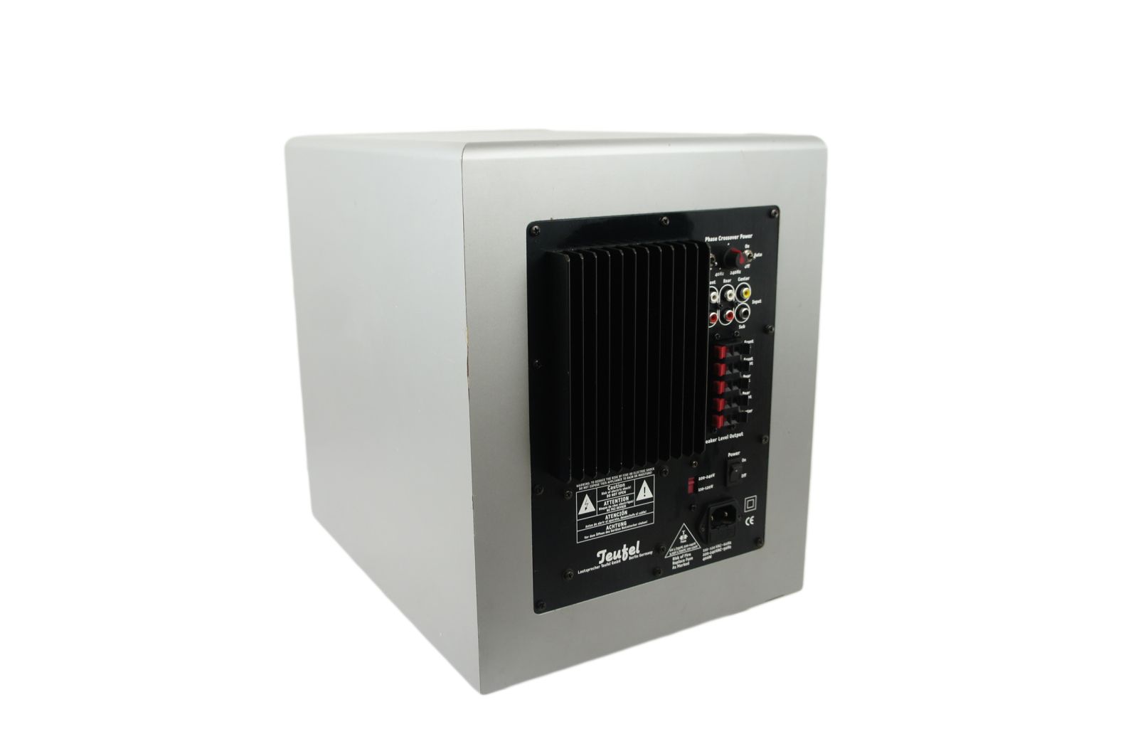 Teufel_Concept_E_Subwoofer_Aktiv_03