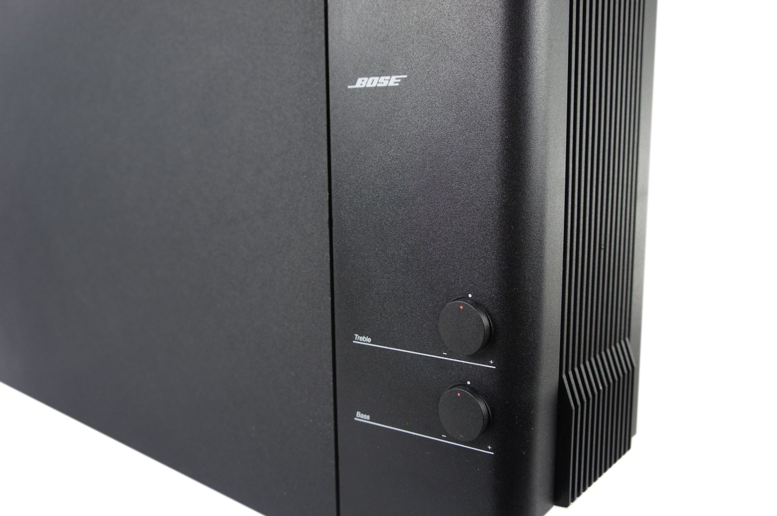 Bose_Acoustimass_5_Series_III_Powered_Subwoofer_Aktiv_04