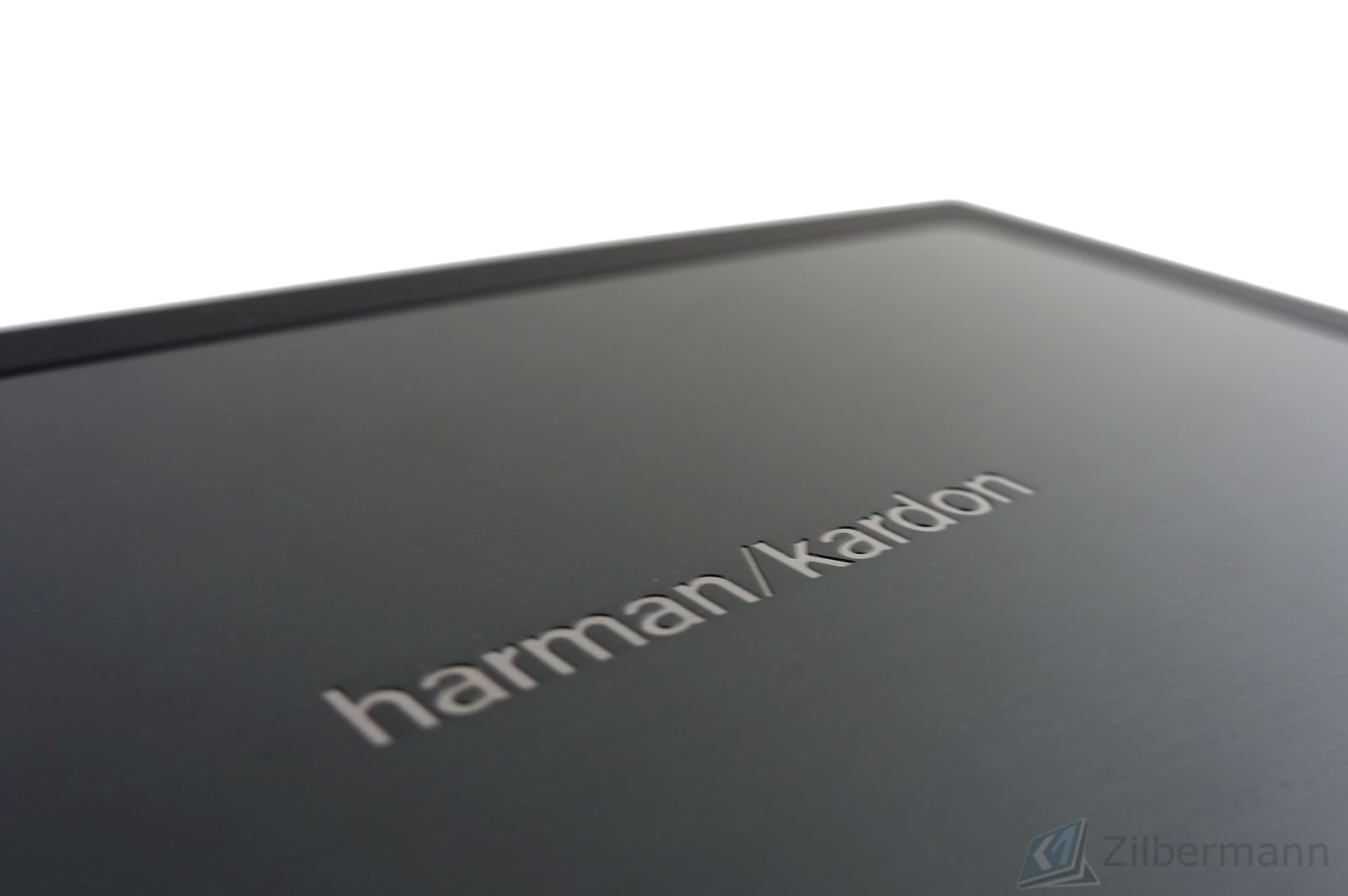 Harman_Kardon_BDS_570_5.1_Receiver_Blu-Ray_3D_HDMI_USB_03