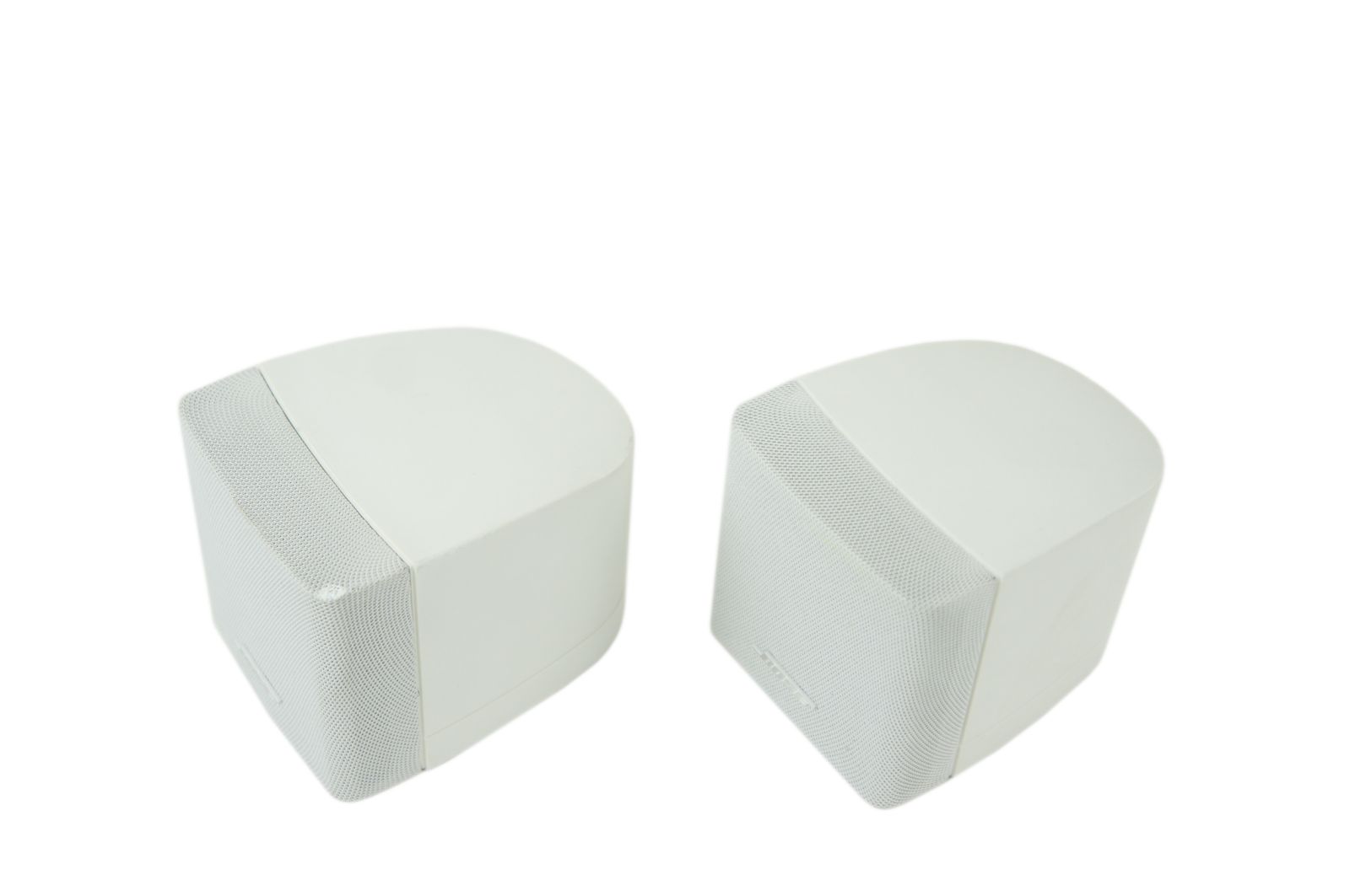 2x_Bose_Acoustimass_Lifestyle_Einzelcubes_Lautsprecher_Series_III_Weiss_04
