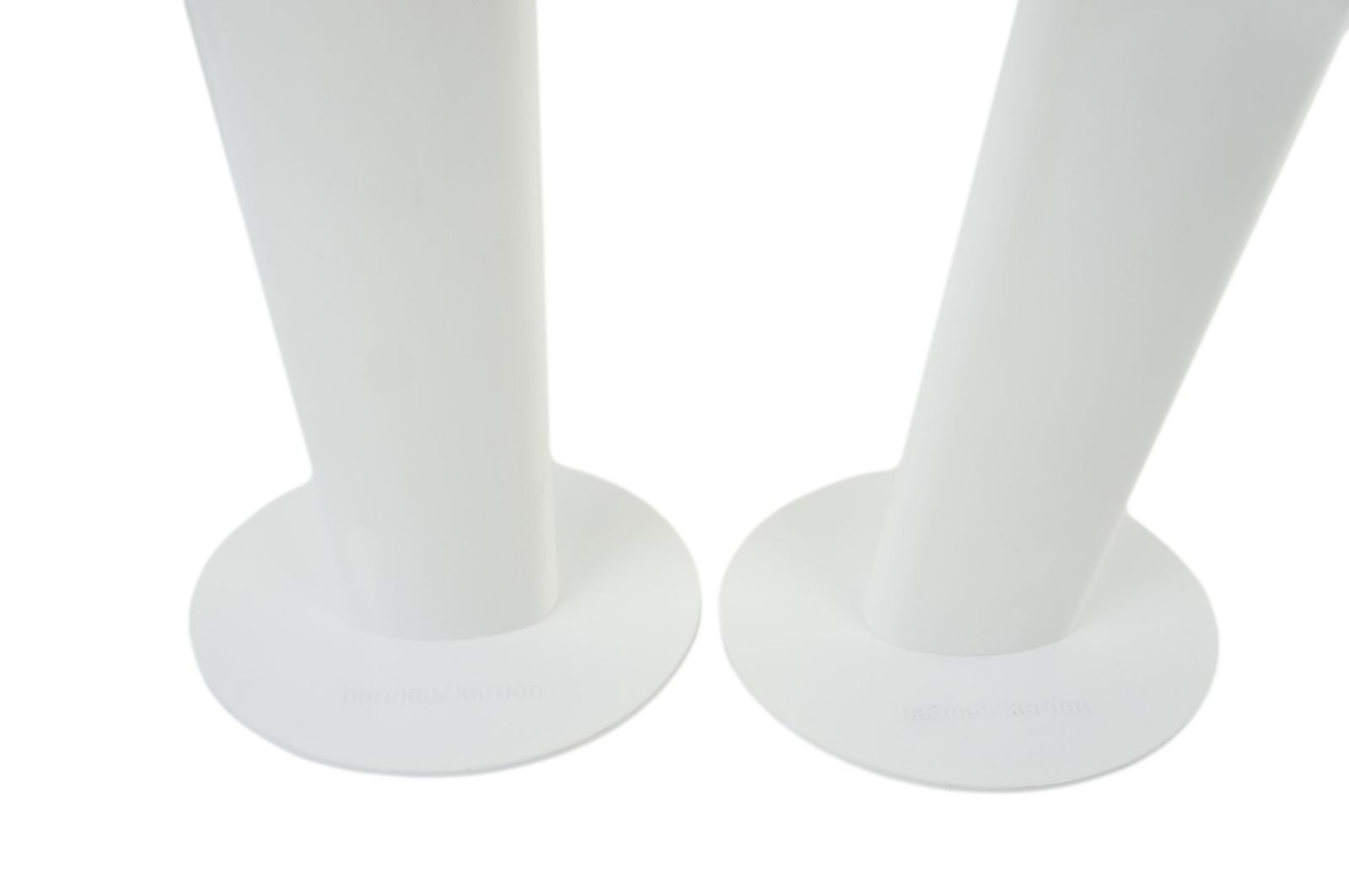 2x_Harman_Kardon_HTFS_2_Lautsprecherstander_Stative_StandfuBe_Weiss_06