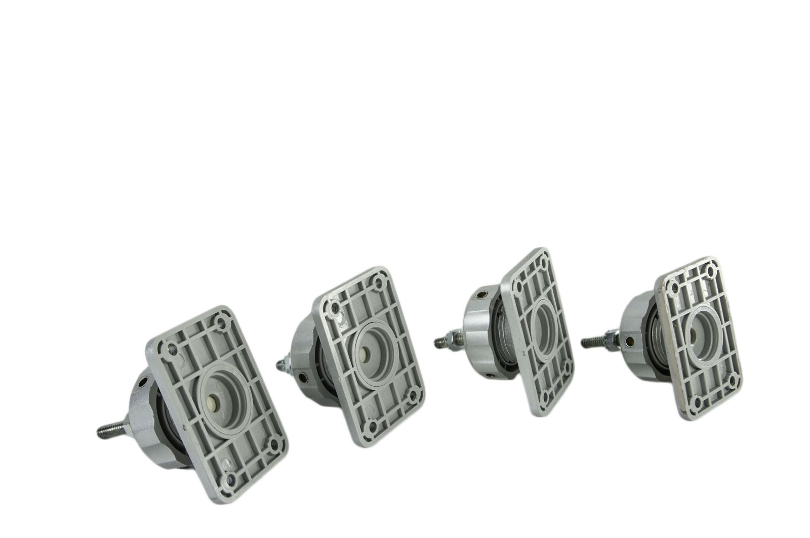 4x_JBL_Wandhalterungen_Silber_04