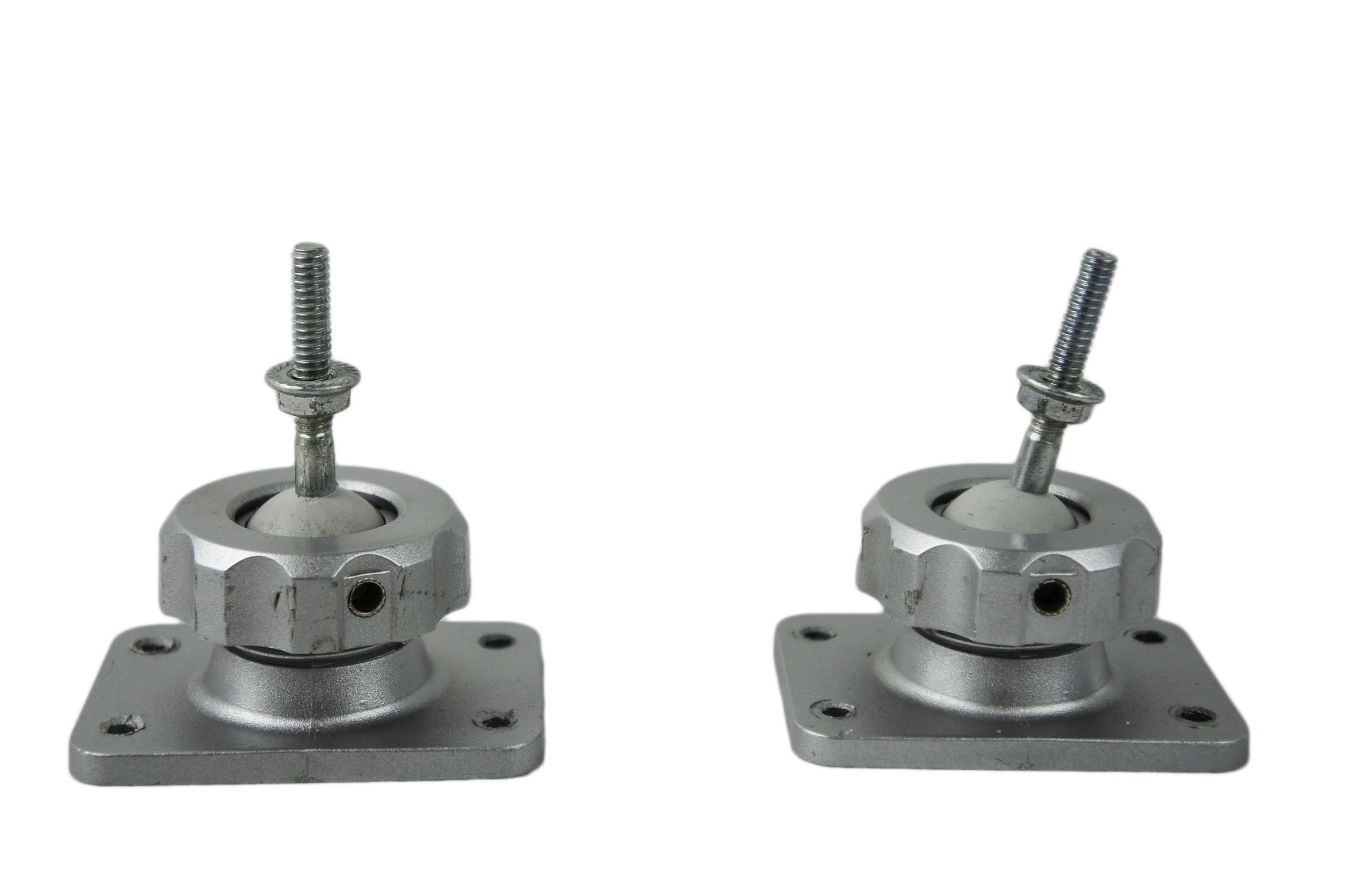 2x_JBL_Wandhalterungen_Silber_02