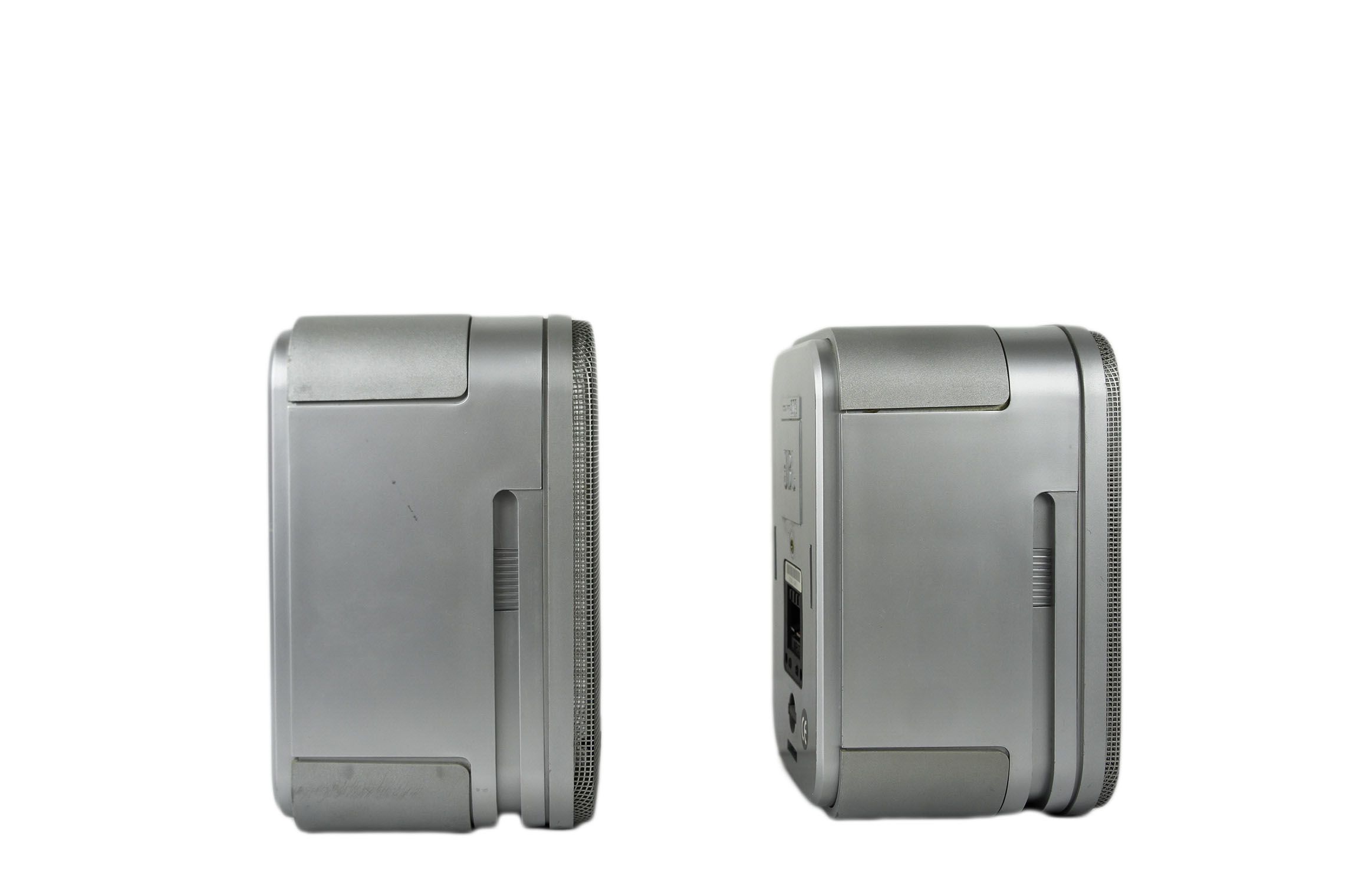 2x_JBL_CONTROL_ONE_Lautsprecher_Boxen_Satelliten_Silber_02