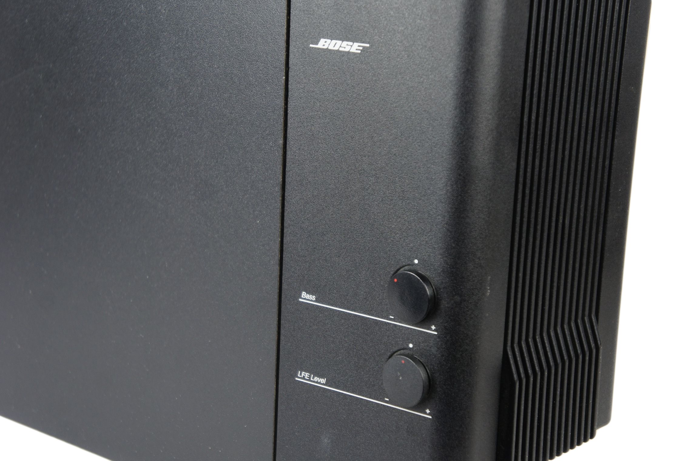 Bose_Acoustimass_15_Powered_5.1_Subwoofer_Aktiv_inkl._Steuerkabel_05