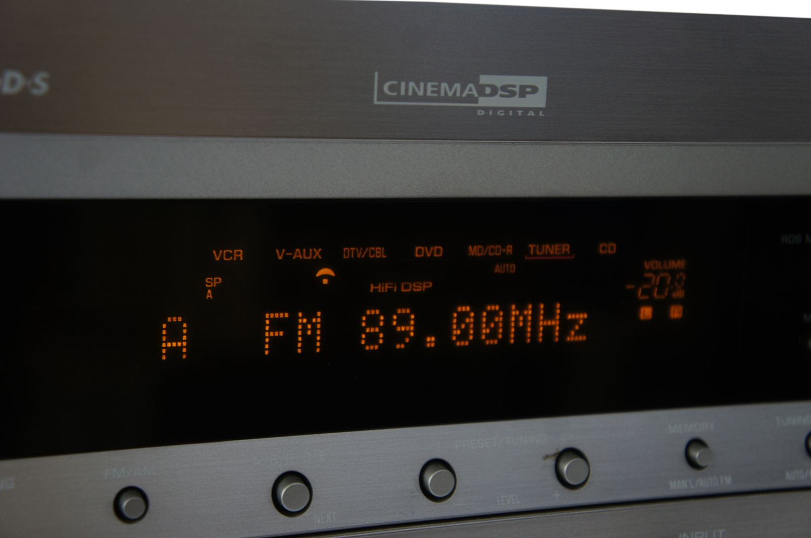 Yamaha_RX-V450_Dolby_Digital_DTS_6.1_AV_Receiver