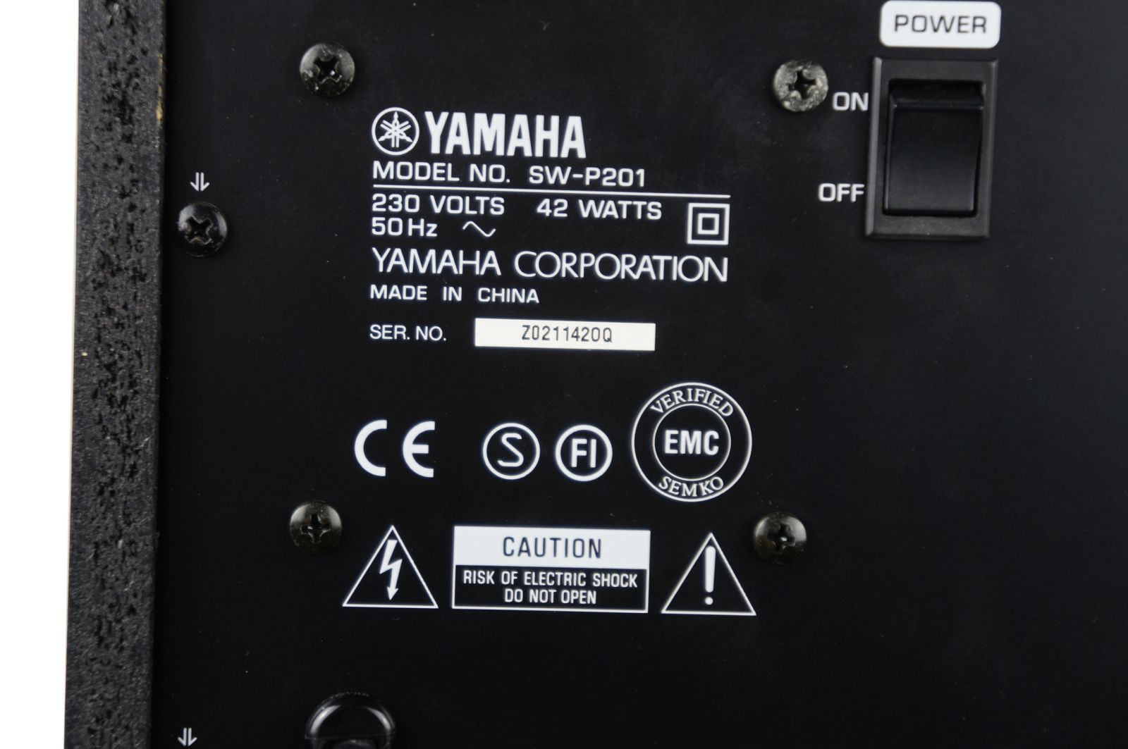 Yamaha_SW-P201_SUB_Subwoofer_silber_04