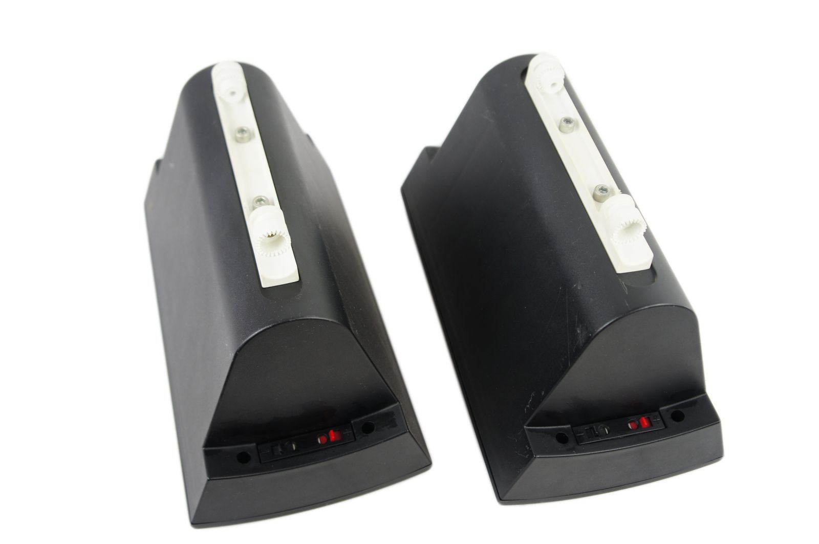 2x_Bose_100_Surround_Lautsprecher_Boxen_05