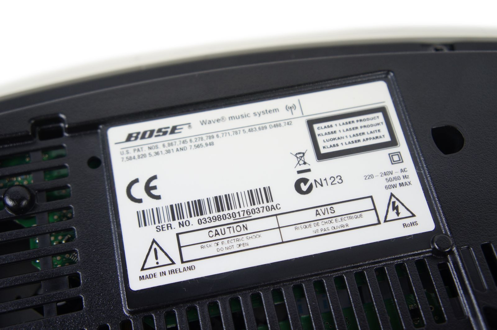Bose_Wave_Music_System_Weiss_08