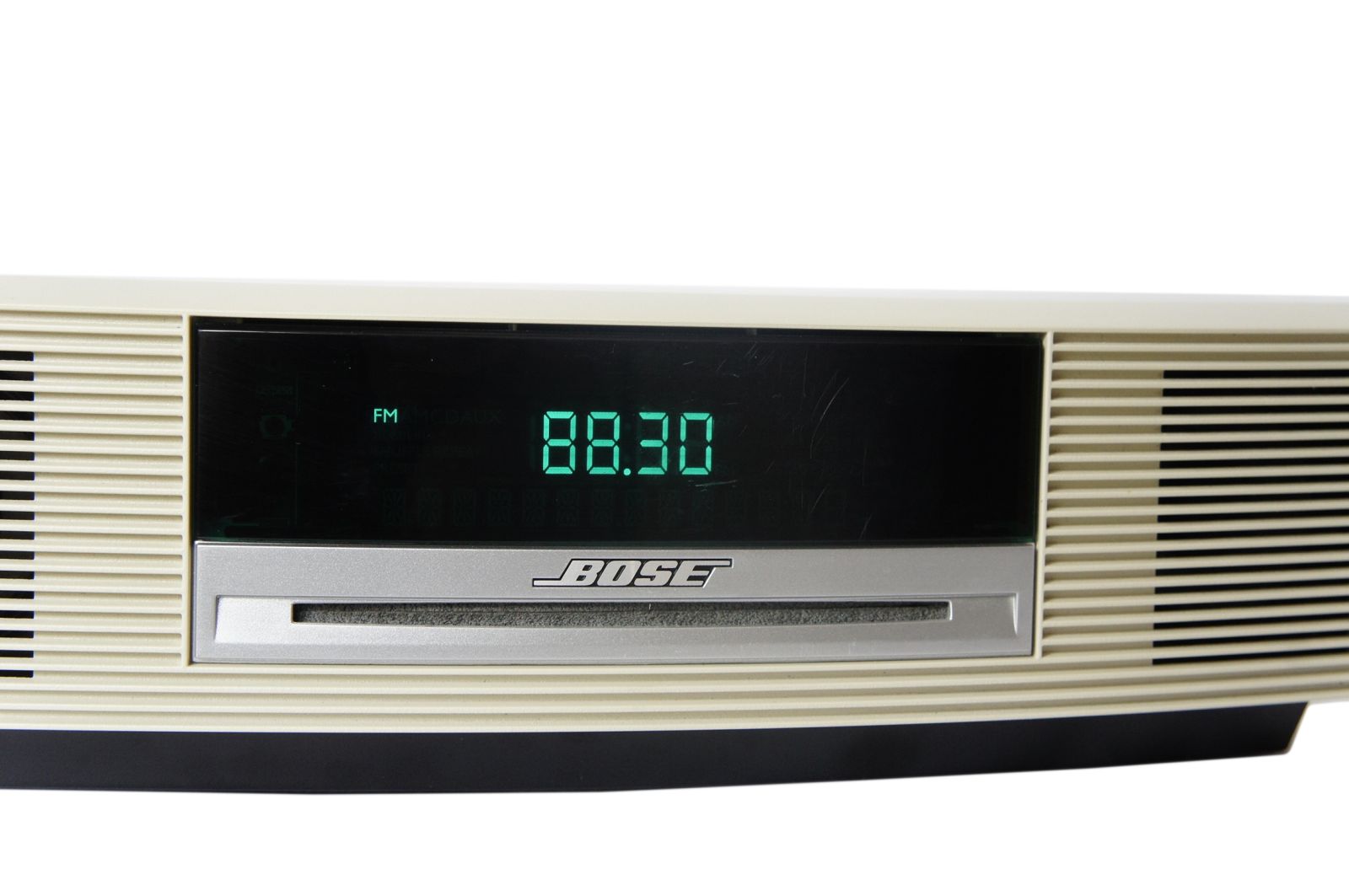Bose_Wave_Music_System_Weiss_09