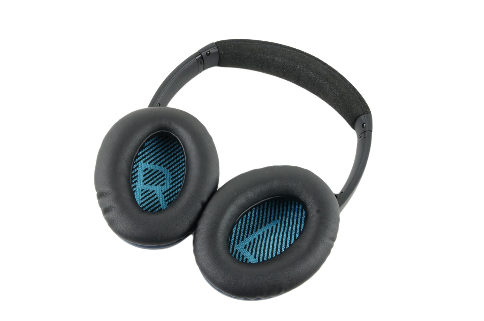 Bose_Quiet_Comfort_25_QC25_Kopfhorer_03