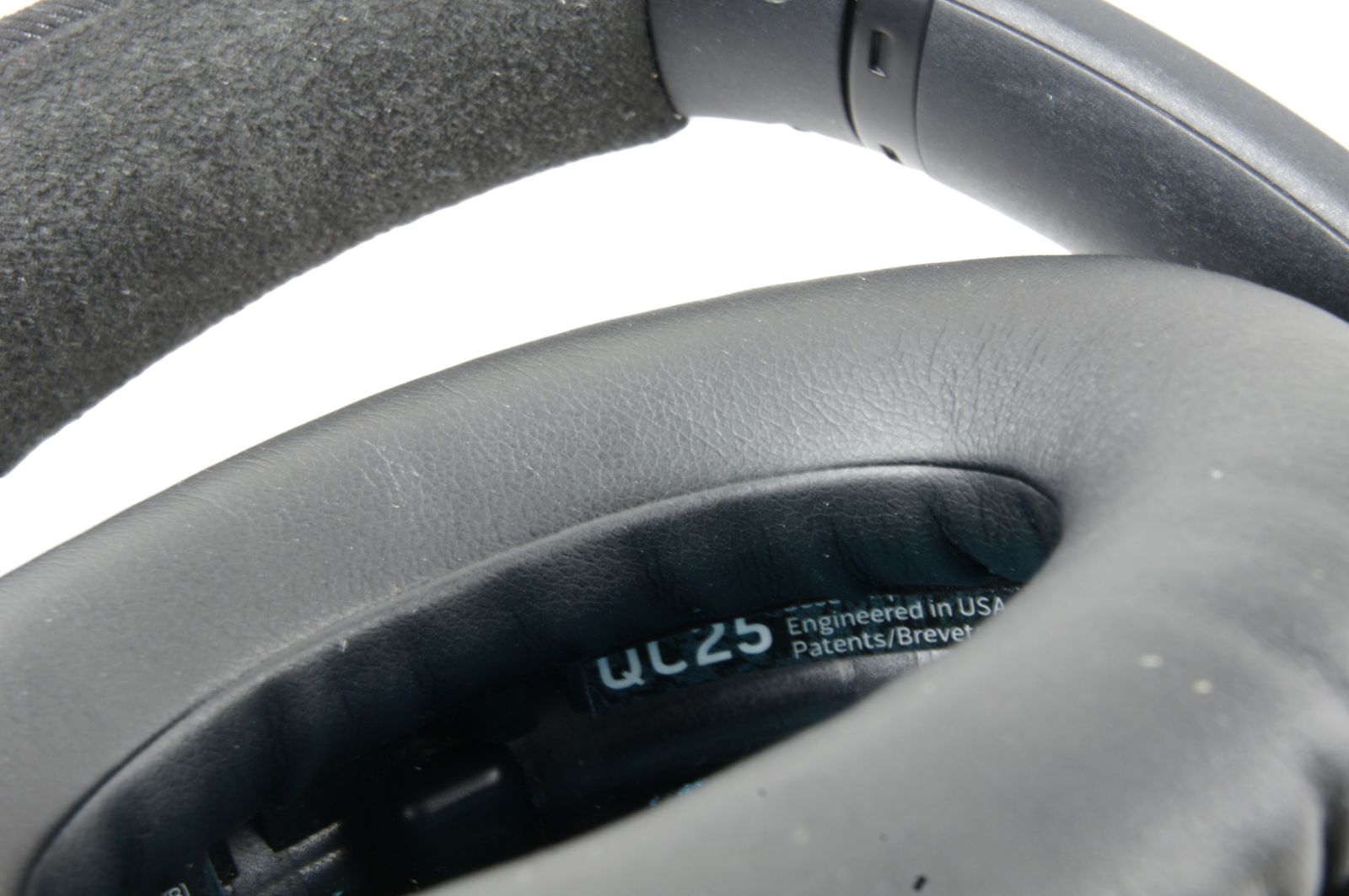 Bose_Quiet_Comfort_25_QC25_Kopfhorer_08