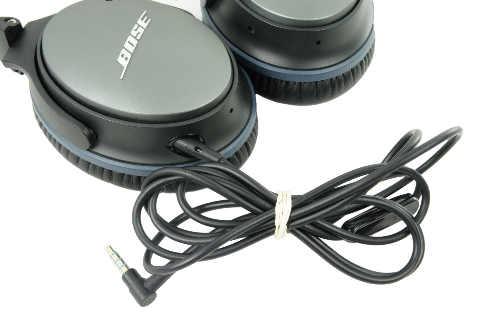 Bose_Quiet_Comfort_QC_25_Kopfhorer_04