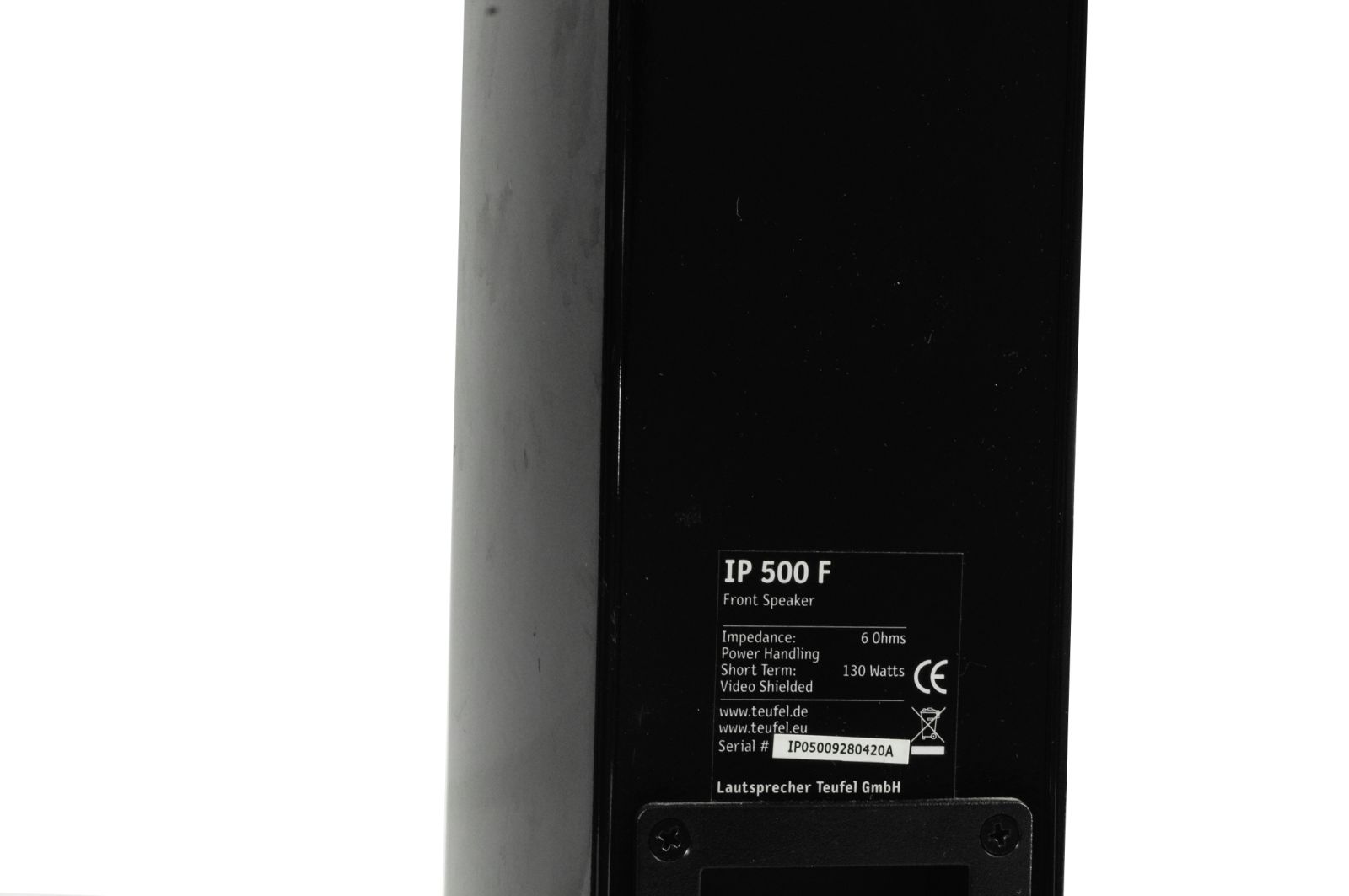 2x_Teufel_IP_500_F_Lautsprechersaulen_Schwarz_09