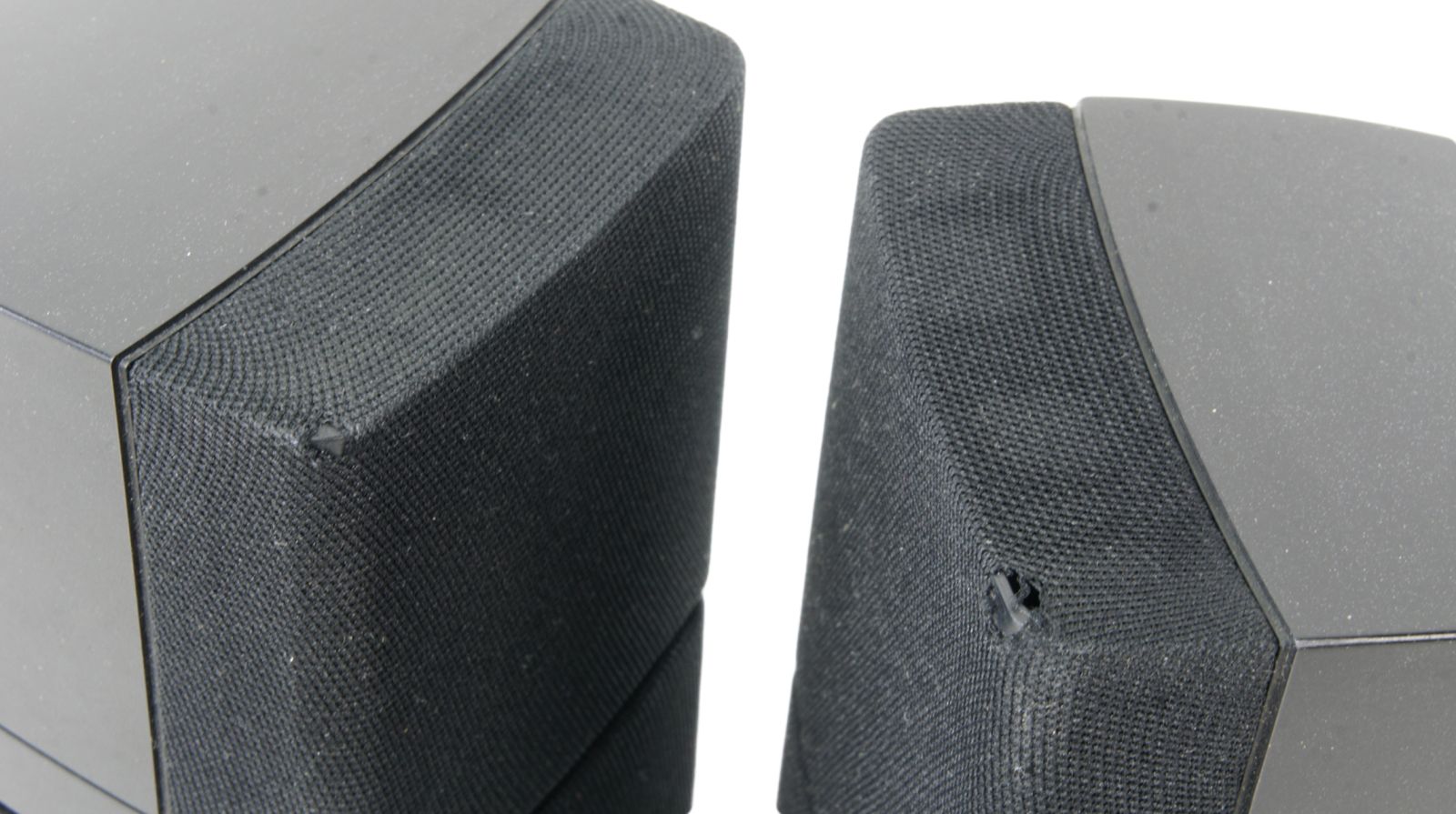 2x_Bose_Acoustimass_Doppelcubes_Lautsprecher_Satelliten_Cubes_Lifestyle_Se_9iC4Ot3