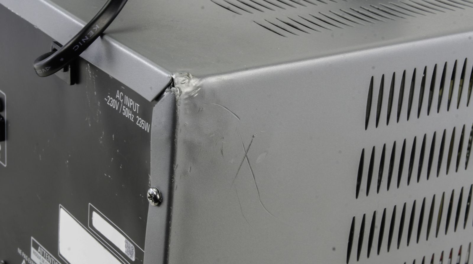 Harman_Kardon_Model_AVR_132_5.1_AV_Receiver_05