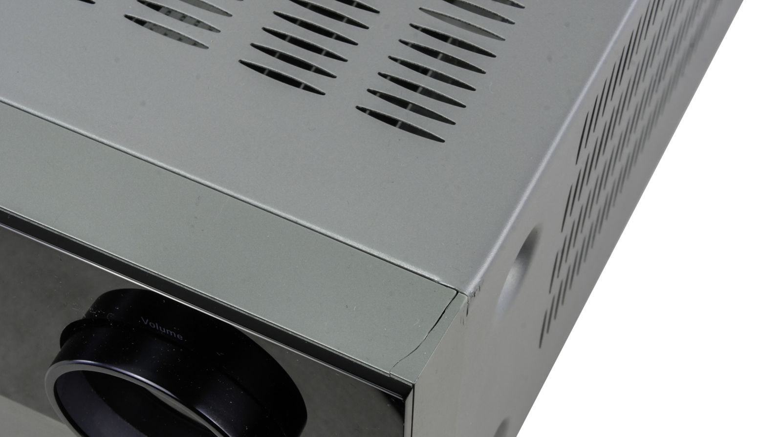 Harman_Kardon_Model_AVR_132_5.1_AV_Receiver_08
