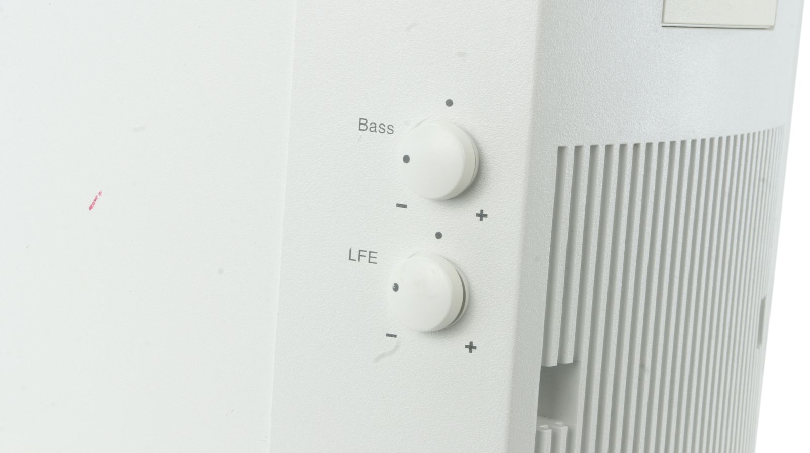 Bose_Acoustimass_10_Series_IV_Powered_Subwoofer_Weiss_Aktiv_05