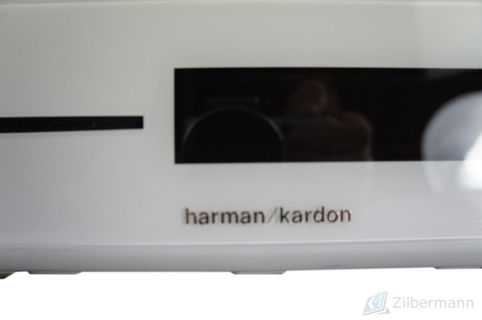 Harman_Kardon_BDS_270_2.1_Blu-Ray_Heimkino_Receiver_Weiss_09